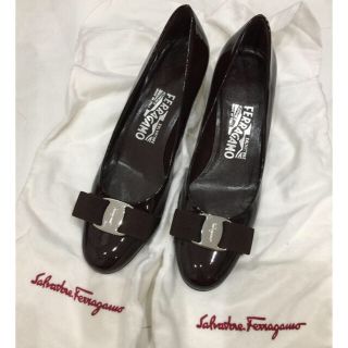 サルヴァトーレフェラガモ(Salvatore Ferragamo)の☆美品☆フェラガモパンプス(ハイヒール/パンプス)