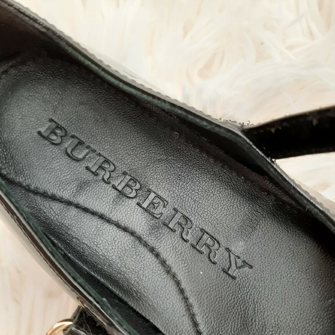 BURBERRY(バーバリー)の【１６cm】BURBERRY　バーバリー　フォーマル　シューズ　靴 キッズ/ベビー/マタニティのキッズ靴/シューズ(15cm~)(フォーマルシューズ)の商品写真