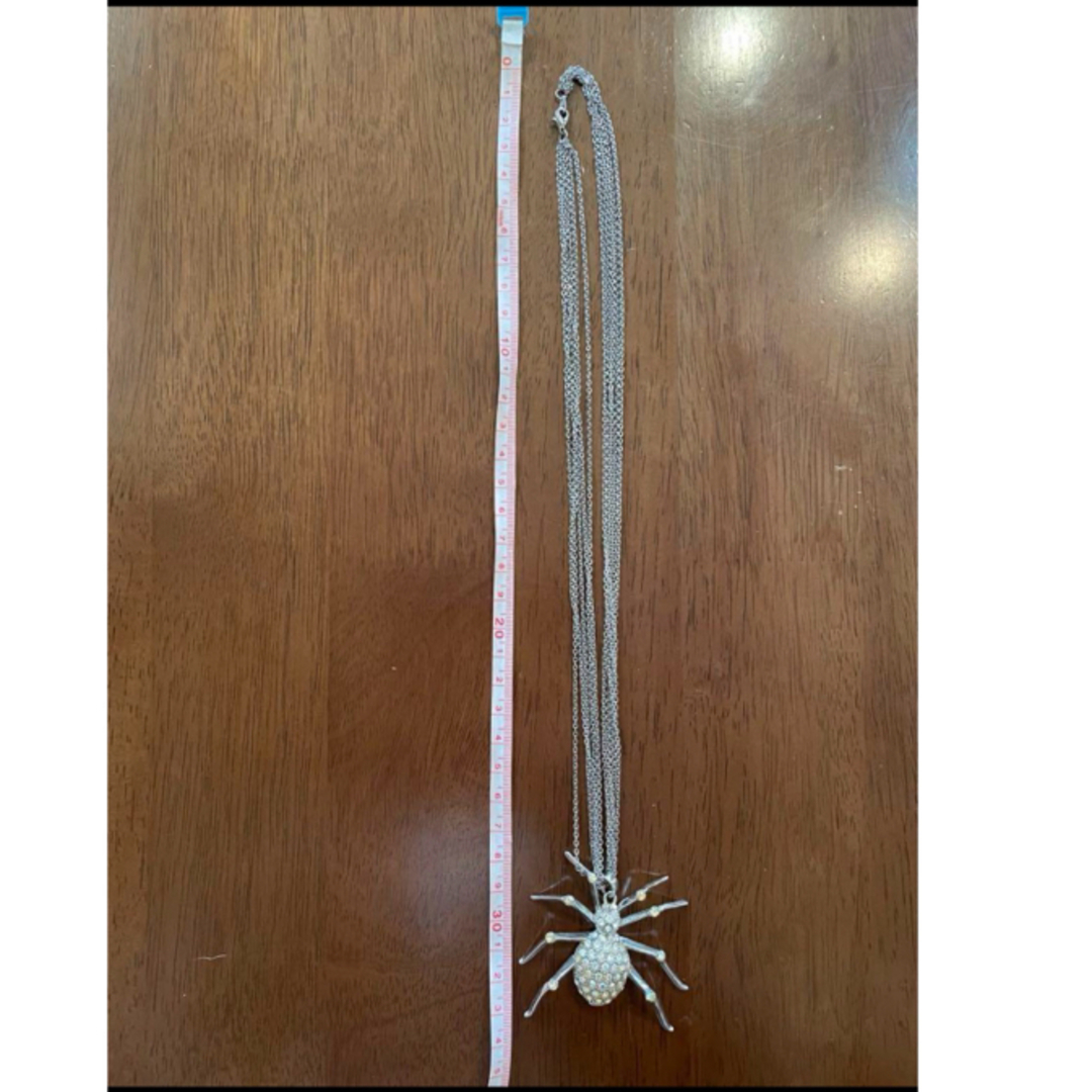 ネックレス クモ ダイヤ シルバー レディースのアクセサリー(ネックレス)の商品写真