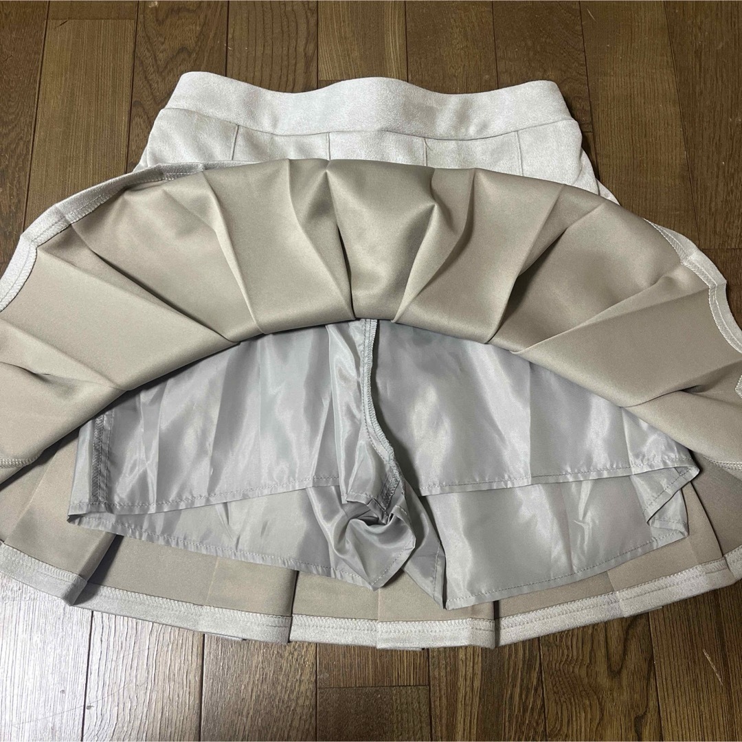 レディース　スエード　プリーツスカート レディースのスカート(ミニスカート)の商品写真