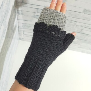 ハンドウォーマー　②黒グレー　ウール100%　編み物　手編み　レース編み(手袋)