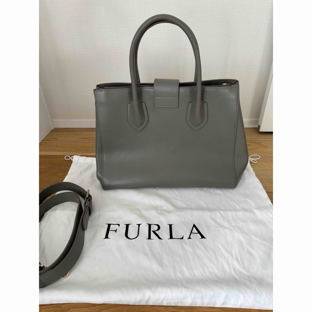 Furla(フルラ)のFURLA フルラ　メトロポリスM バッグ レディースのバッグ(ショルダーバッグ)の商品写真