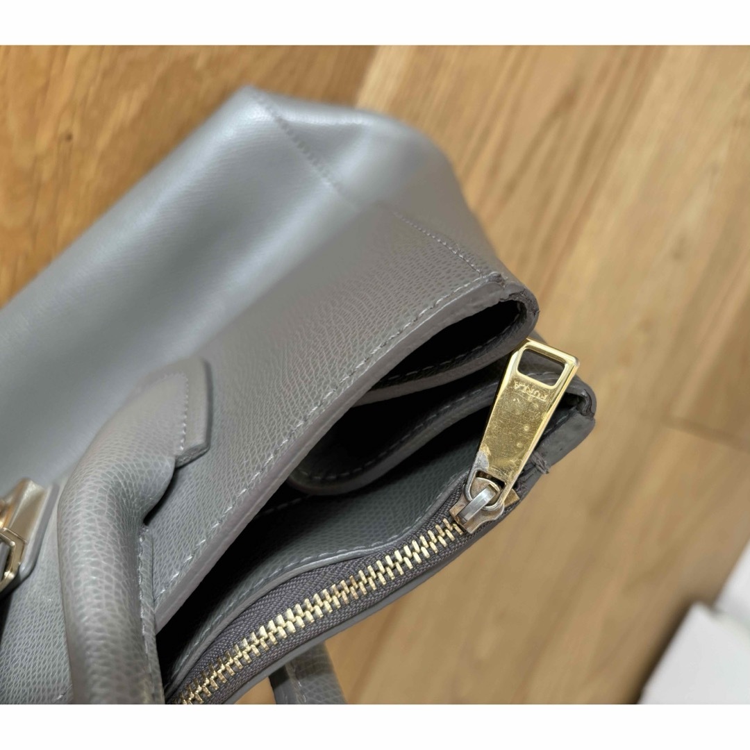 Furla(フルラ)のFURLA フルラ　メトロポリスM バッグ レディースのバッグ(ショルダーバッグ)の商品写真