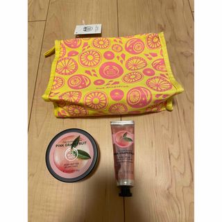 ザボディショップ(THE BODY SHOP)のザボディショップ⭐︎新品⭐︎ピンクグレープフルーツ⭐︎ポーチセット⭐︎送料無料(ボディクリーム)