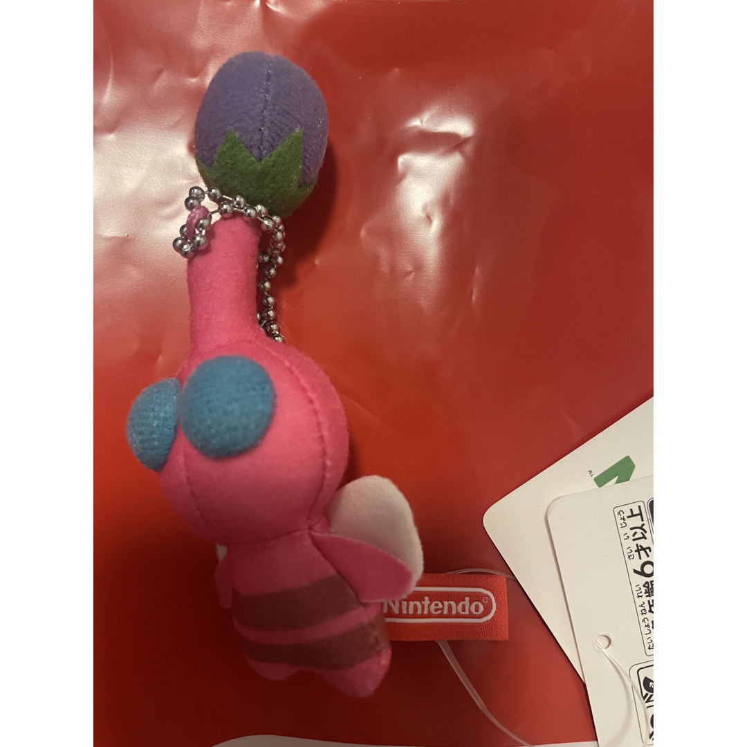 任天堂(ニンテンドウ)のピクミンマスコットキーホルダー　羽ピクミン　PIKMIN ニンテンドー エンタメ/ホビーのおもちゃ/ぬいぐるみ(キャラクターグッズ)の商品写真