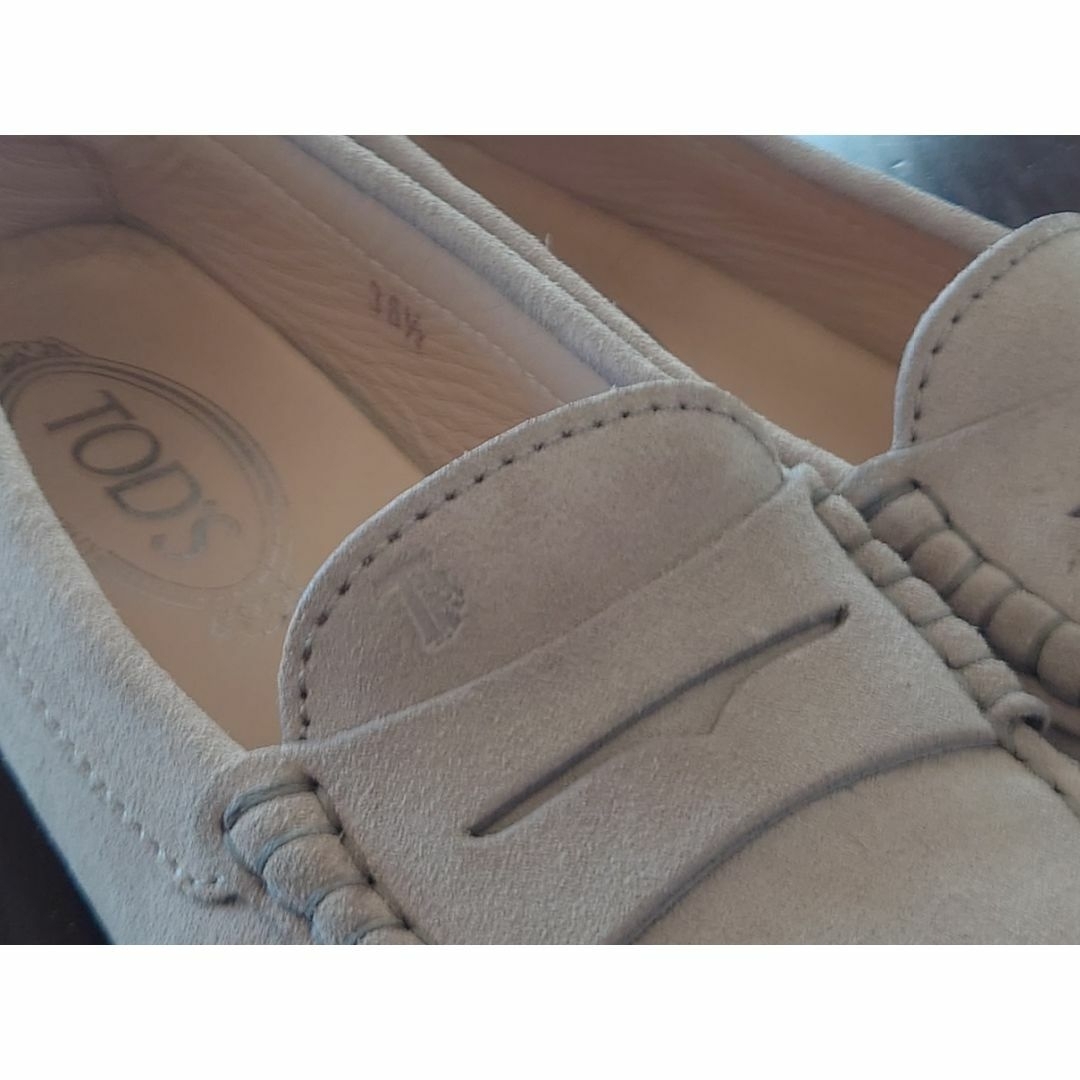 TOD'S(トッズ)の着払い TOD'S レディース スエード シューズ23.5㎝ レディースの靴/シューズ(ローファー/革靴)の商品写真