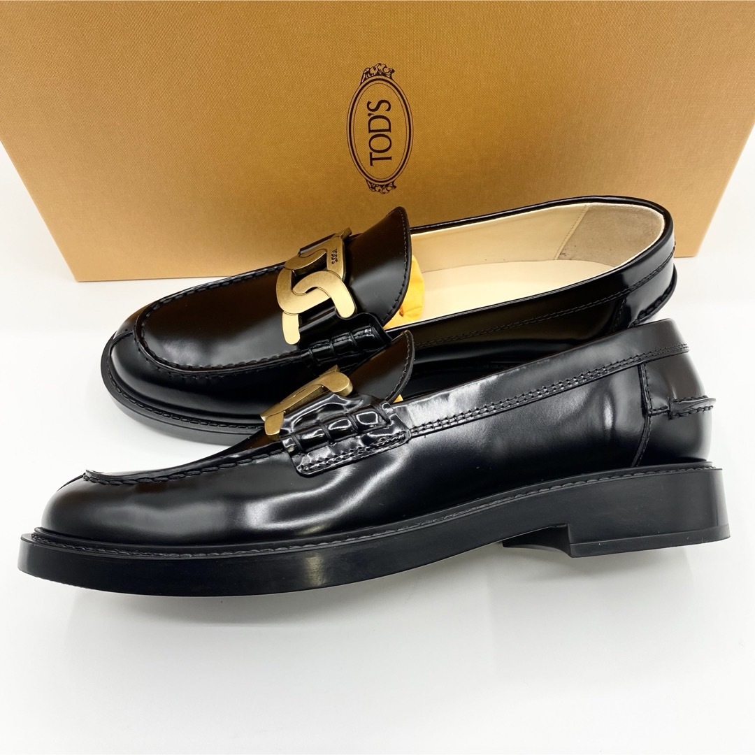 TOD'S(トッズ)の新品未使用！送料込み★TOD'S★ケイト レザー ローファー レディースの靴/シューズ(ローファー/革靴)の商品写真