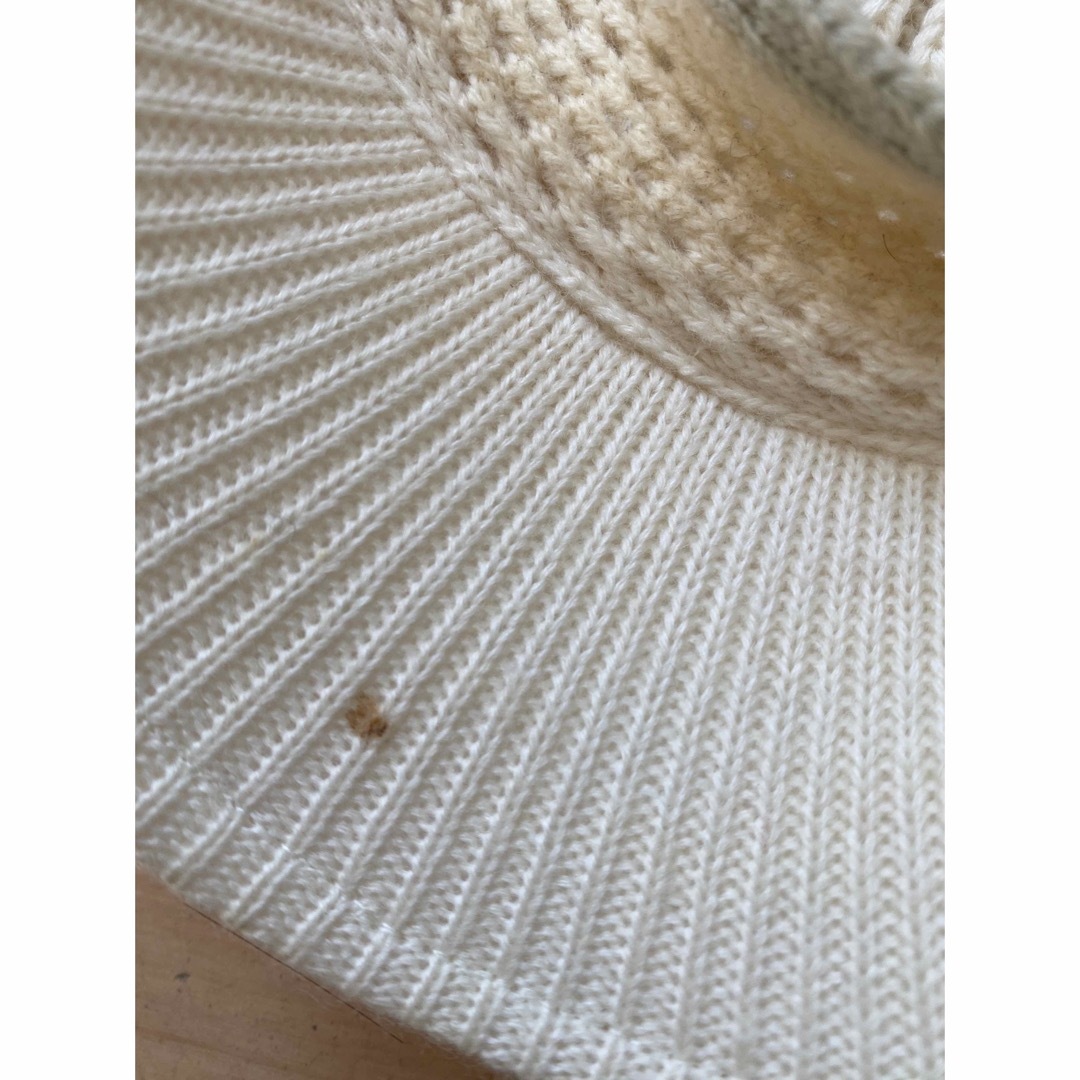 ラコステ　ニット帽　キャスケット　オフホワイト レディースの帽子(キャスケット)の商品写真