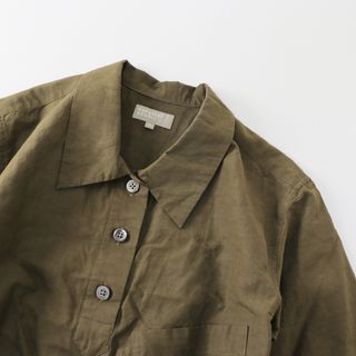 マーガレットハウエル(MARGARET HOWELL)の2022SS マーガレットハウエル MARGARET HOWELL FINE PLAINWEAVE COTTON LINEN シャツワンピース 1/カーキ【2400013597180】(その他)