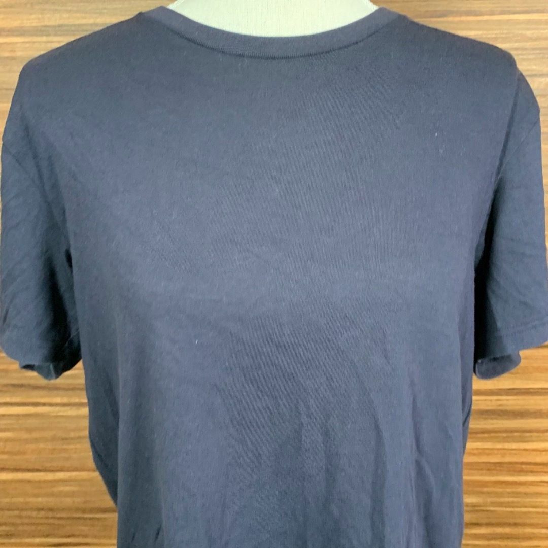 UNIQLO(ユニクロ)のユニクロ UNIQLO Tシャツ Lサイズ 紺色 ネイビー 半袖 無地 レディースのトップス(Tシャツ(半袖/袖なし))の商品写真