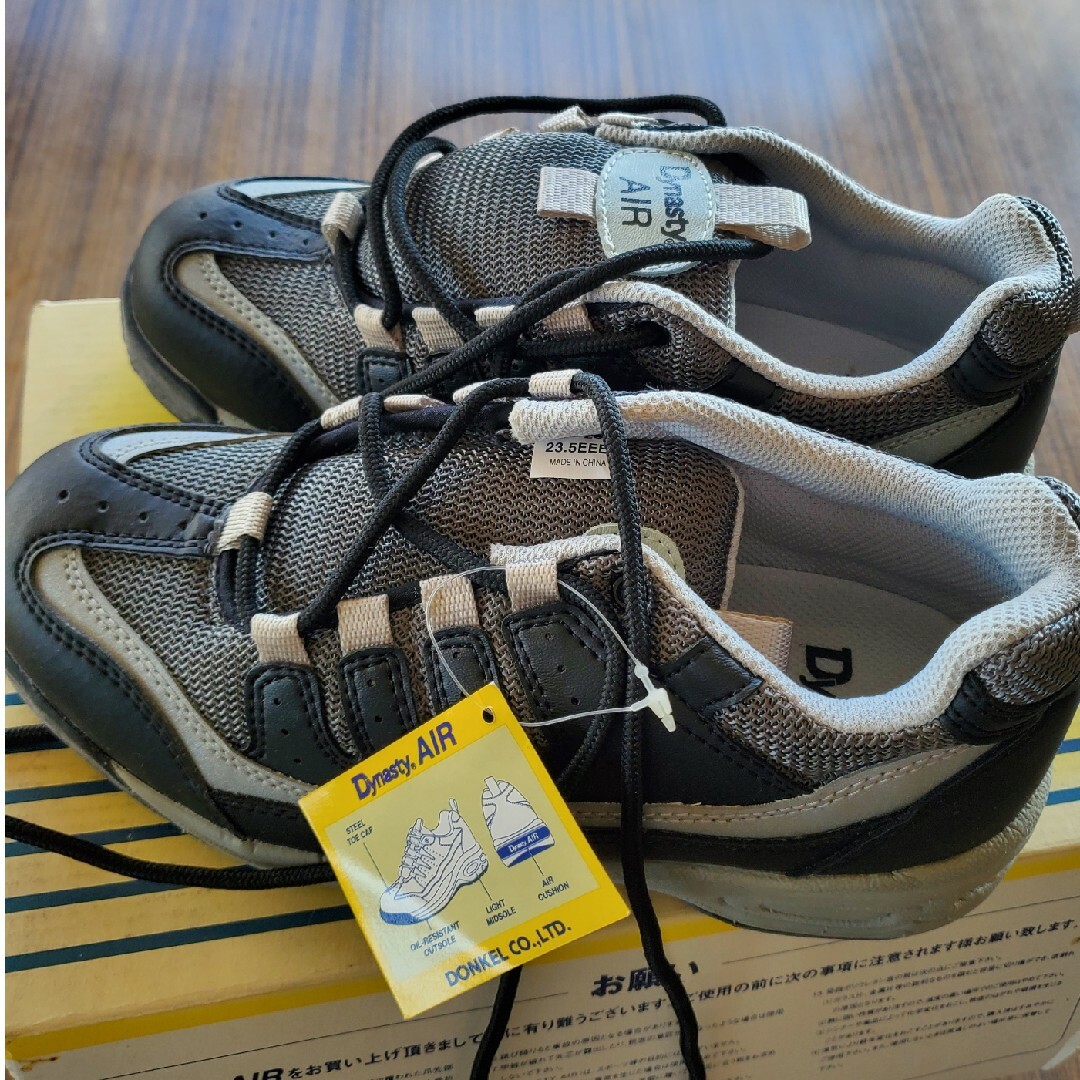 DONKEL(ドンケル)の安全靴　ドンケル　ダイナスティエアー　23.5EEE メンズの靴/シューズ(その他)の商品写真