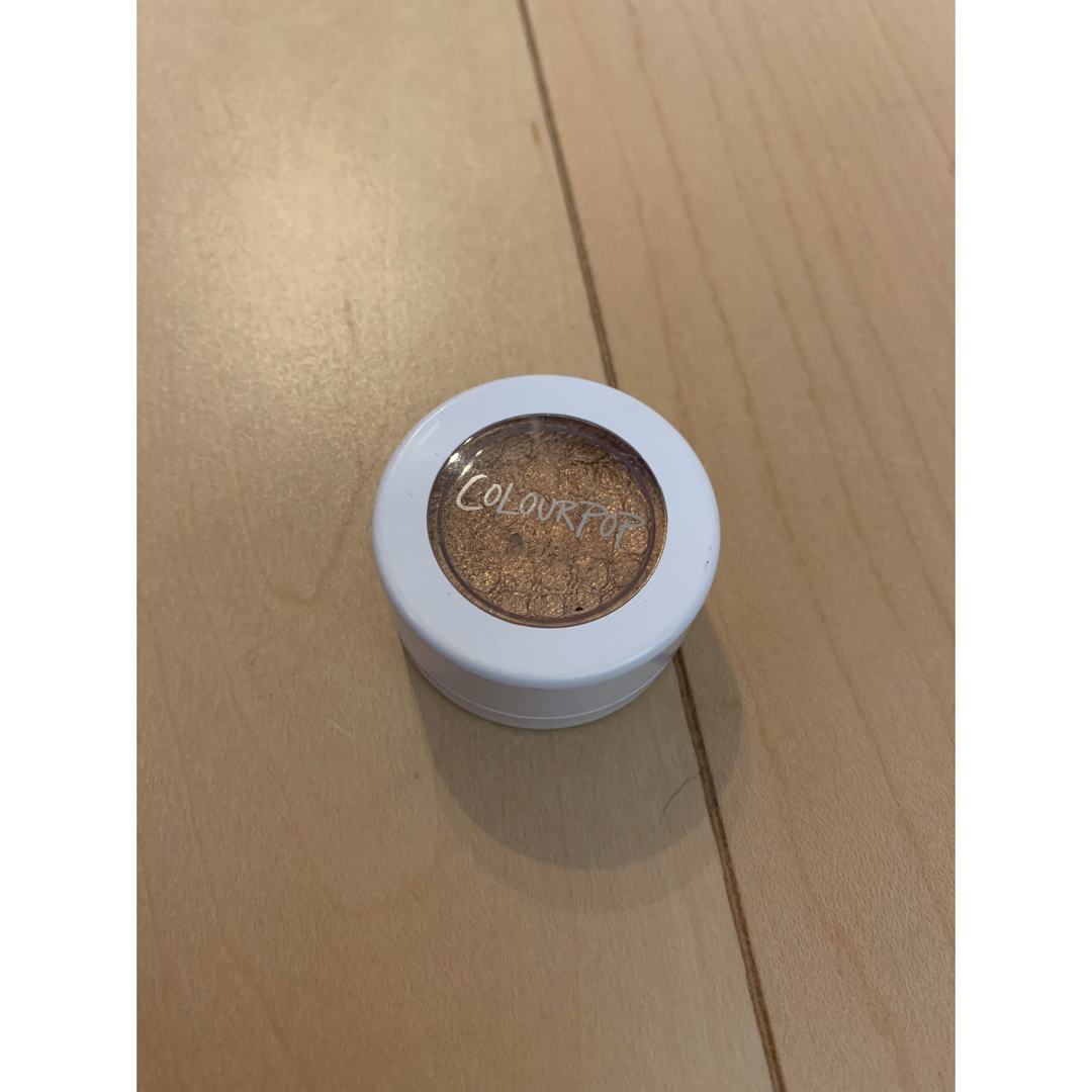 colourpop(カラーポップ)のカラーポップ　アイシャドウ　コラボ商品 コスメ/美容のベースメイク/化粧品(アイシャドウ)の商品写真