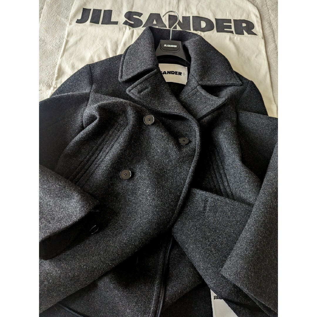 Jil Sander(ジルサンダー)の新品　2022AW　ジルサンダー＋　極上　ヴァージンウール　ダブルブレストコート メンズのジャケット/アウター(ピーコート)の商品写真