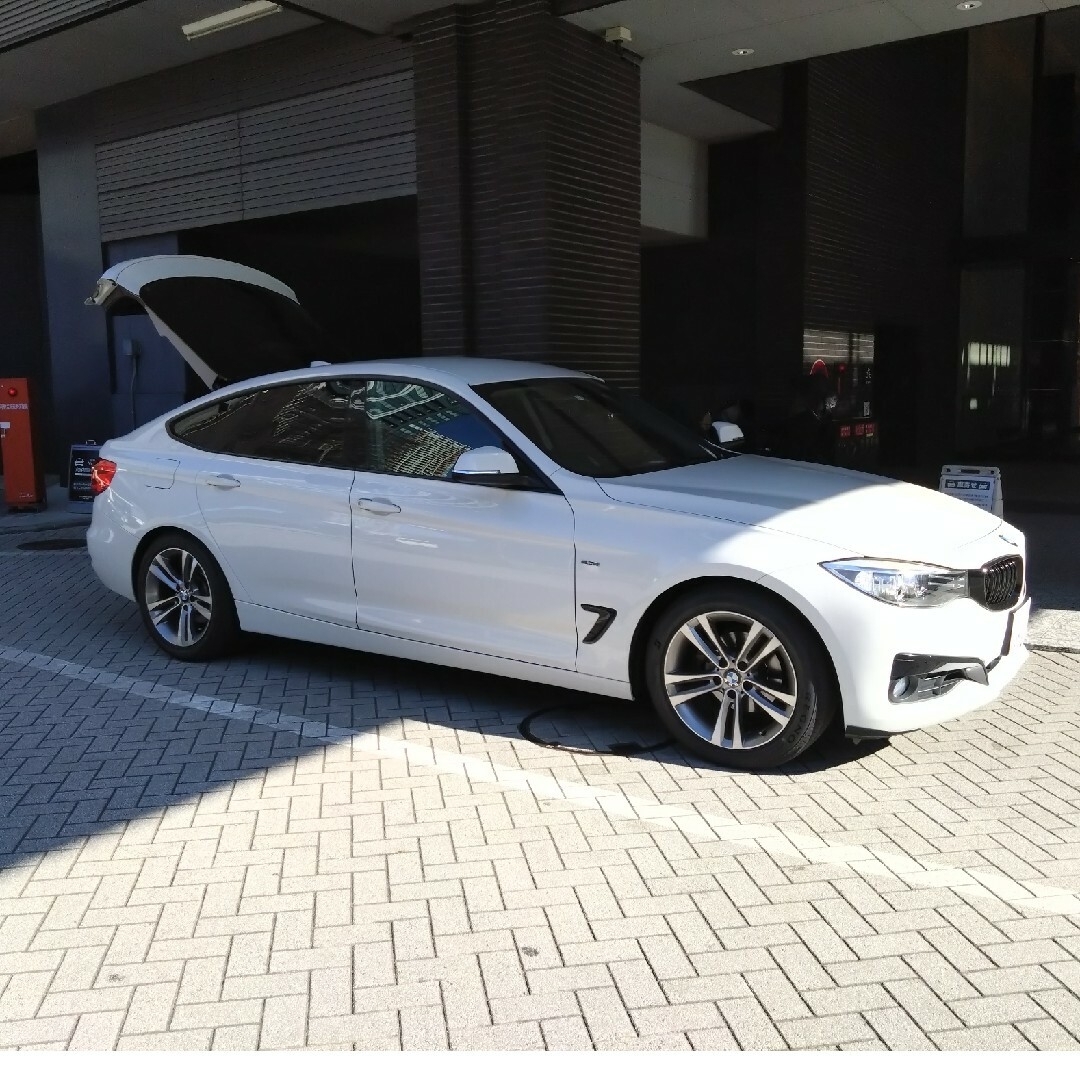 BMW　320i　グランツーリスモ　2014年　走行7.2万キロ