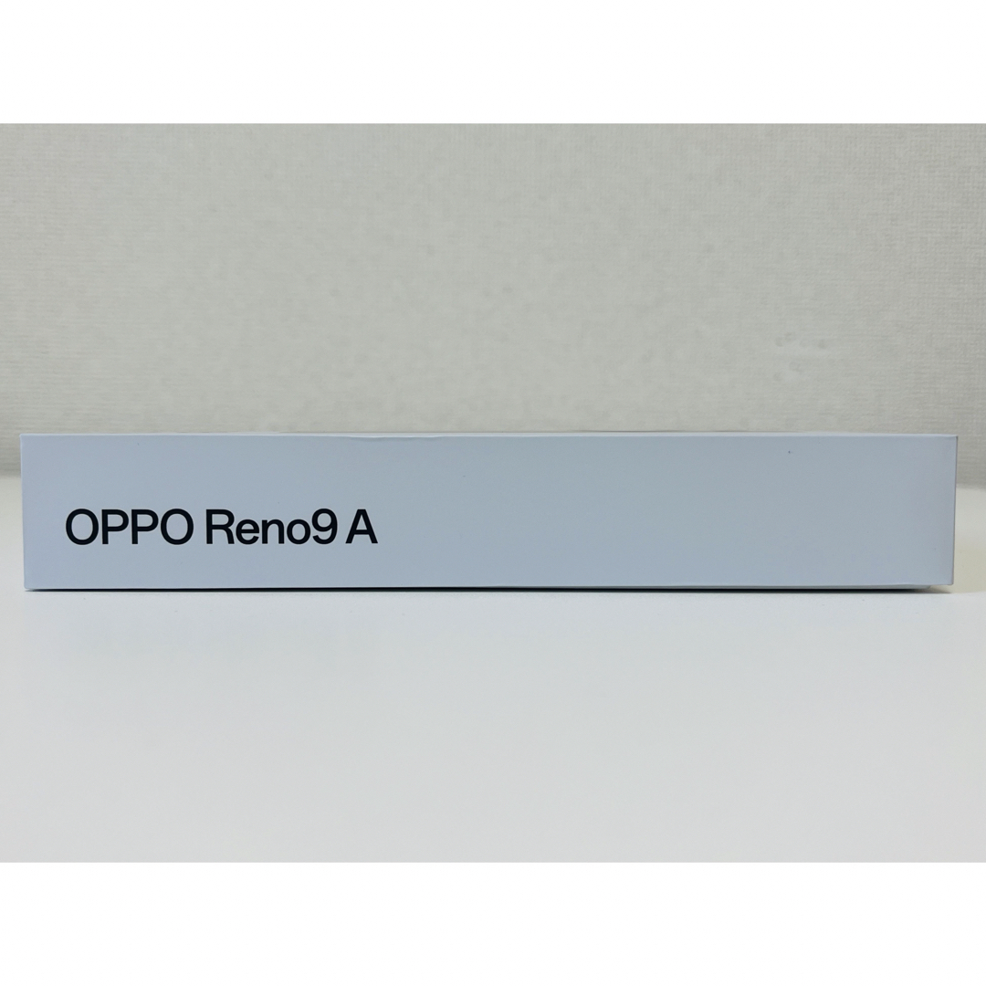 OPPO(オッポ)のOPPO OPPO Reno9 A A301OP ムーンホワイト スマホ/家電/カメラのスマートフォン/携帯電話(スマートフォン本体)の商品写真