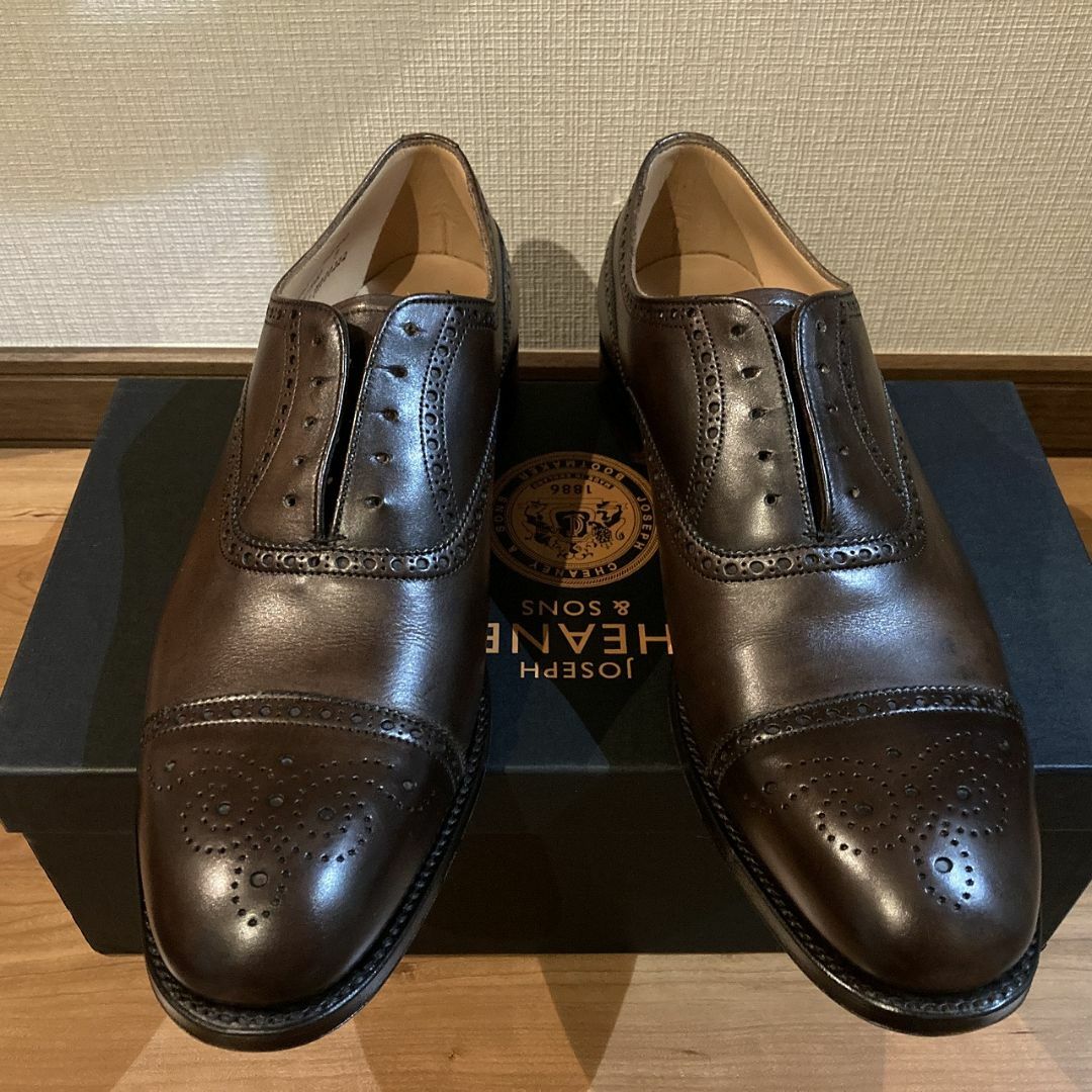 CHEANEY(チーニー)のチーニーのWILFRED・サイズ9.0 F・モカ(こげ茶色) メンズの靴/シューズ(ドレス/ビジネス)の商品写真