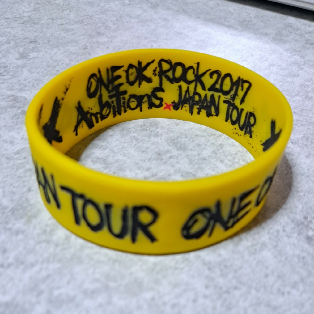 ONE OK ROCK(ワンオクロック)のワンオク　ラババン エンタメ/ホビーのタレントグッズ(ミュージシャン)の商品写真