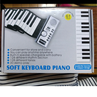 柴田さま専用　ソフトキーボードピアノ　61鍵(電子ピアノ)