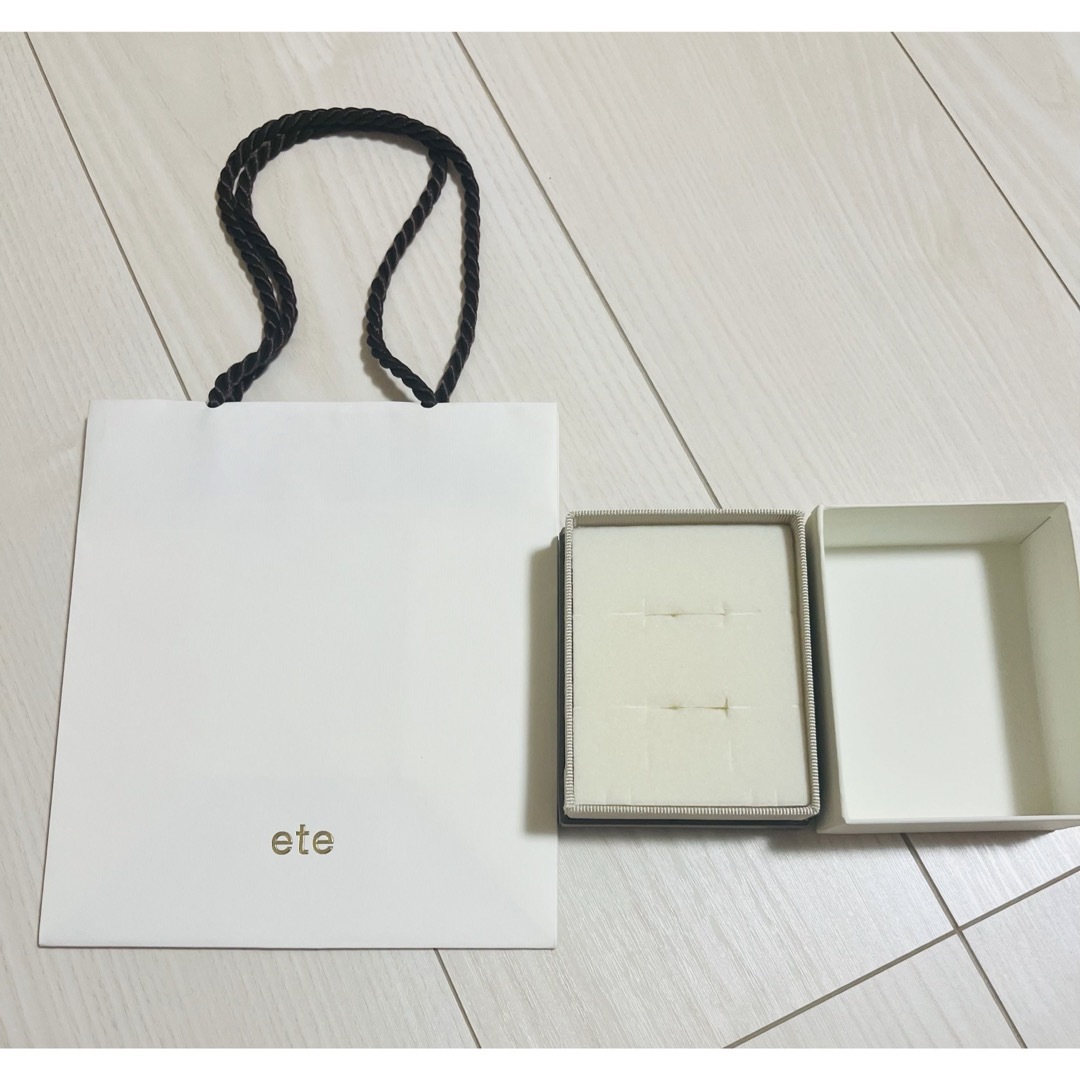 ete(エテ)のete 空箱ケース 紙袋 レディースのバッグ(ショップ袋)の商品写真