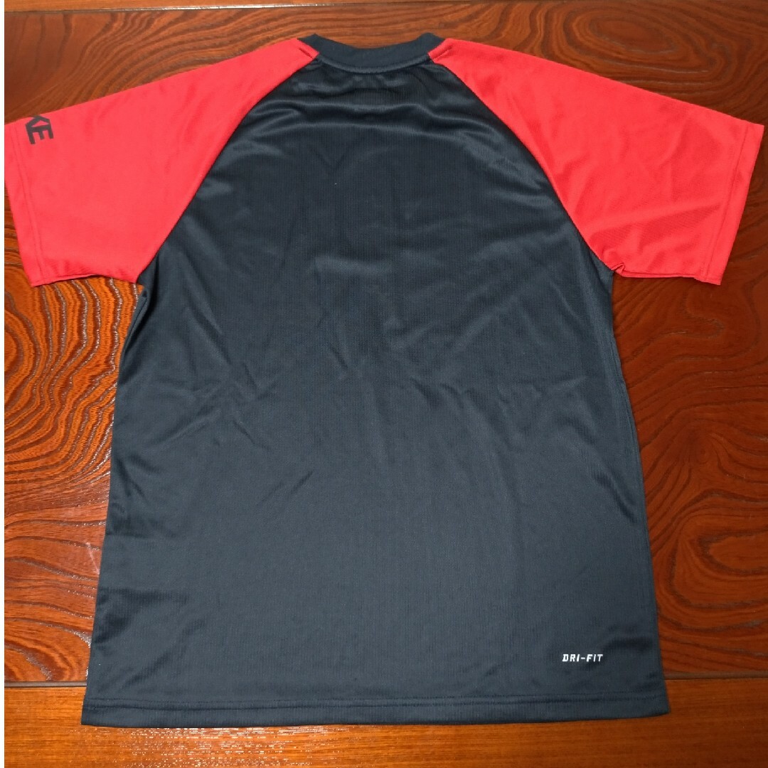 NIKE(ナイキ)のNIKE 　Tシャツ　ナイキ キッズ/ベビー/マタニティのキッズ服男の子用(90cm~)(Tシャツ/カットソー)の商品写真