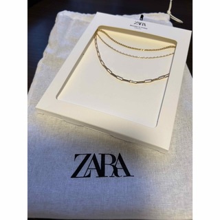ザラ(ZARA)のZARA ゴールド３連ネックレス(ネックレス)