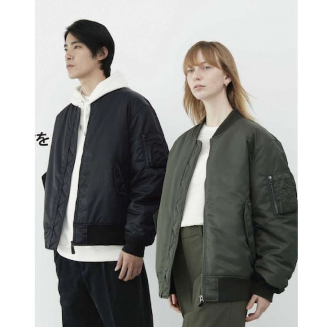 UNIQLO(ユニクロ)のUNIQLO 今季 男女兼用 MA-1ブルゾン　ブラック　XL  メンズのジャケット/アウター(ブルゾン)の商品写真