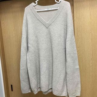 ユニクロ(UNIQLO)のユニクロU プレミアムラムセーター　Ｌ(ニット/セーター)