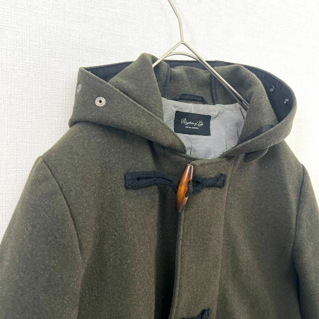 UNITED ARROWS(ユナイテッドアローズ)のUNITEDARROWS  ウールダッフルコート　レディースM  カーキ　フード レディースのジャケット/アウター(ダッフルコート)の商品写真