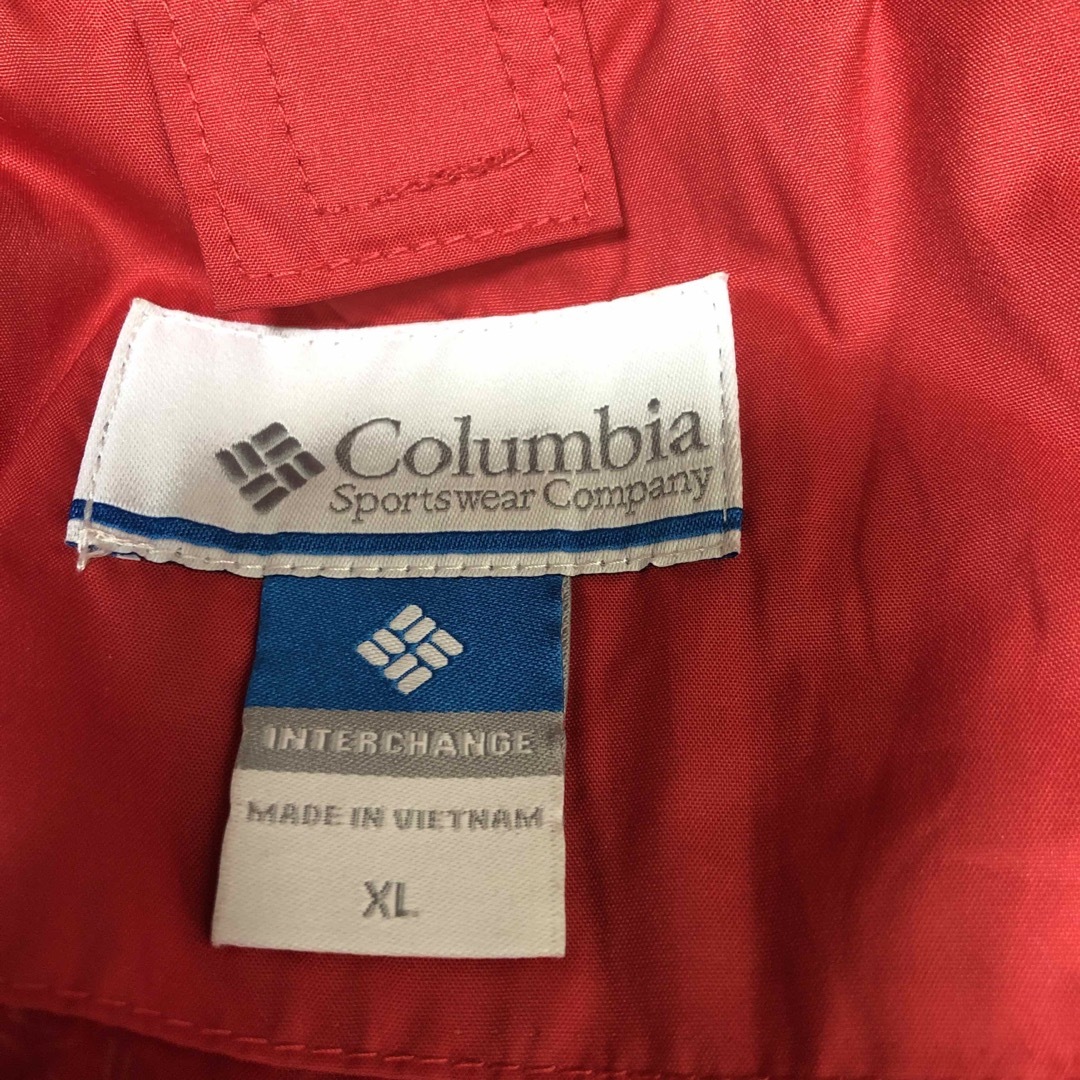 Columbia(コロンビア)のコロンビア　colunbia ナイロンジャケット　L xl 赤　レッド メンズのジャケット/アウター(ナイロンジャケット)の商品写真