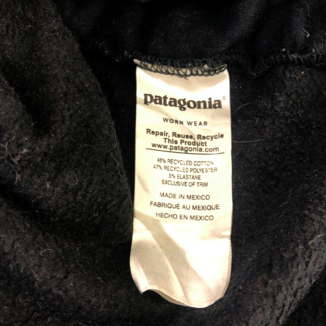 patagonia(パタゴニア)のSALE///// patagonia パタゴニア ロゴ フーディー パーカー アウトドア ブラック (メンズ M) 中古 古着 P4896 メンズのトップス(パーカー)の商品写真