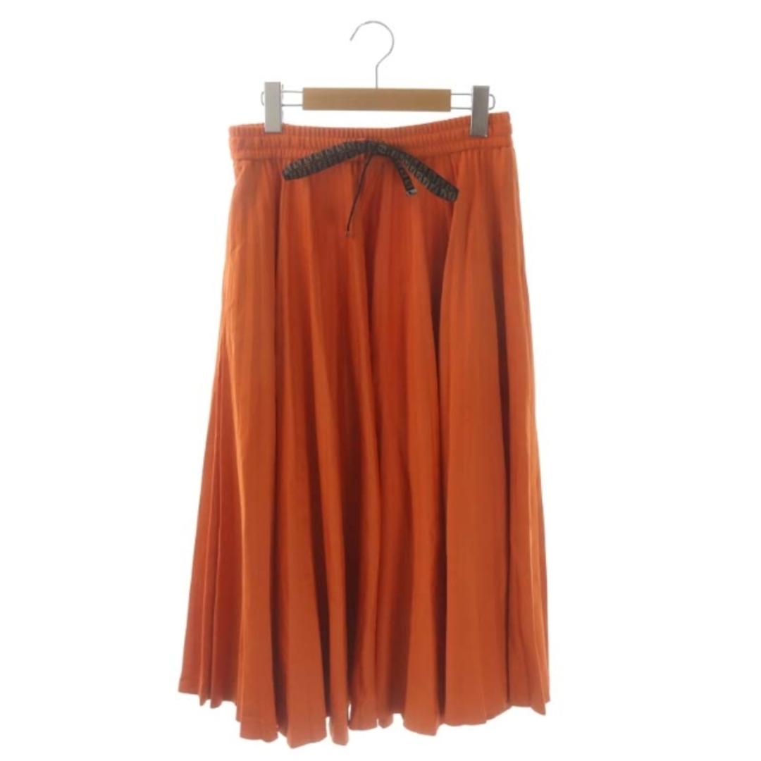 FENDI(フェンディ)のフェンディ ロゴリボン プリーツスカート ロング 42 オレンジ FQ7067 レディースのスカート(ロングスカート)の商品写真