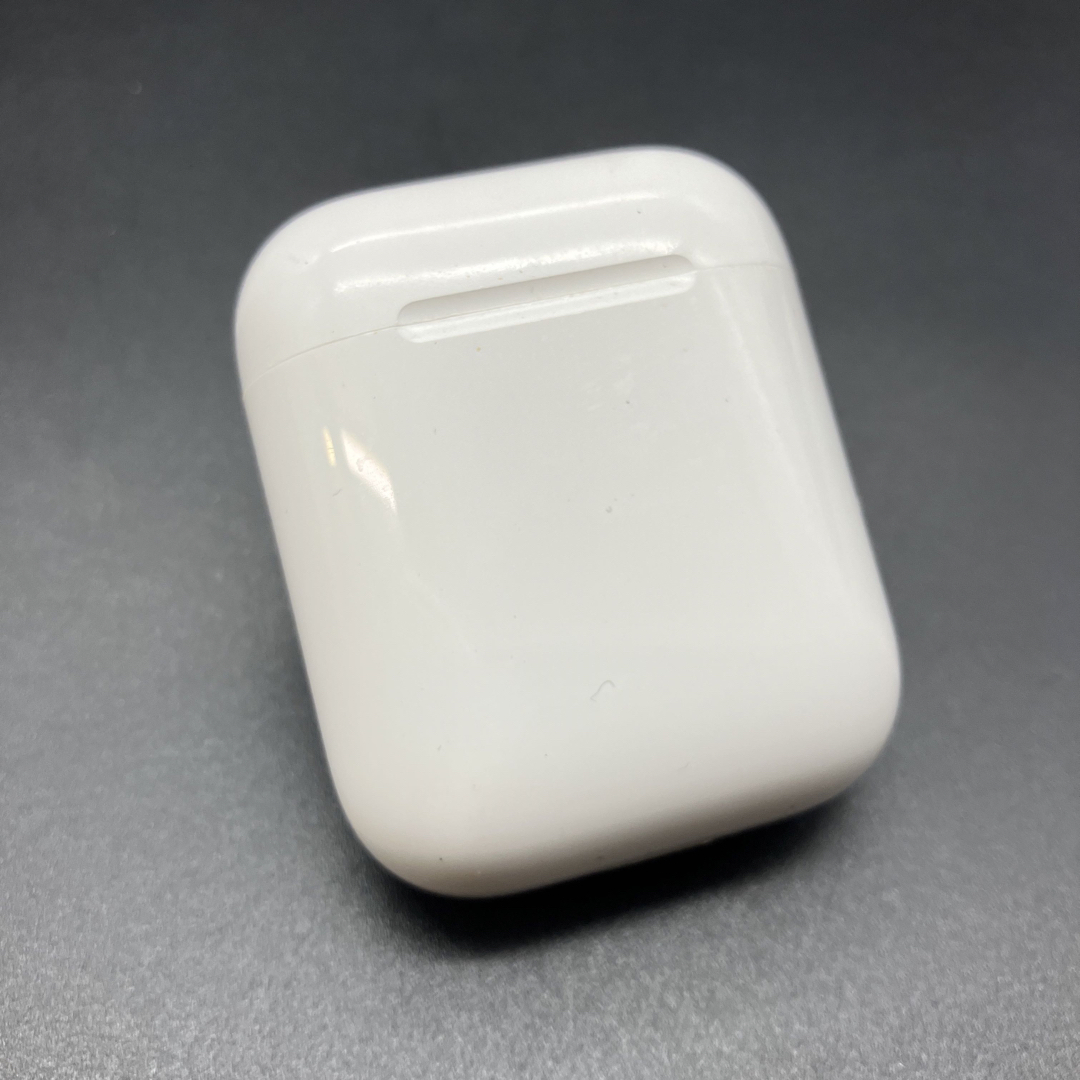 Apple(アップル)の即決 Apple アップル AirPods 充電ケースのみ A1602 スマホ/家電/カメラのオーディオ機器(ヘッドフォン/イヤフォン)の商品写真