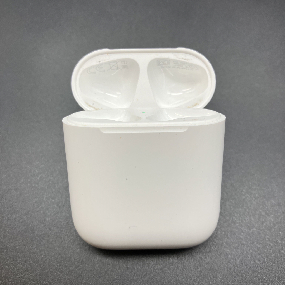 Apple(アップル)の即決 Apple アップル AirPods 充電ケースのみ A1602 スマホ/家電/カメラのオーディオ機器(ヘッドフォン/イヤフォン)の商品写真