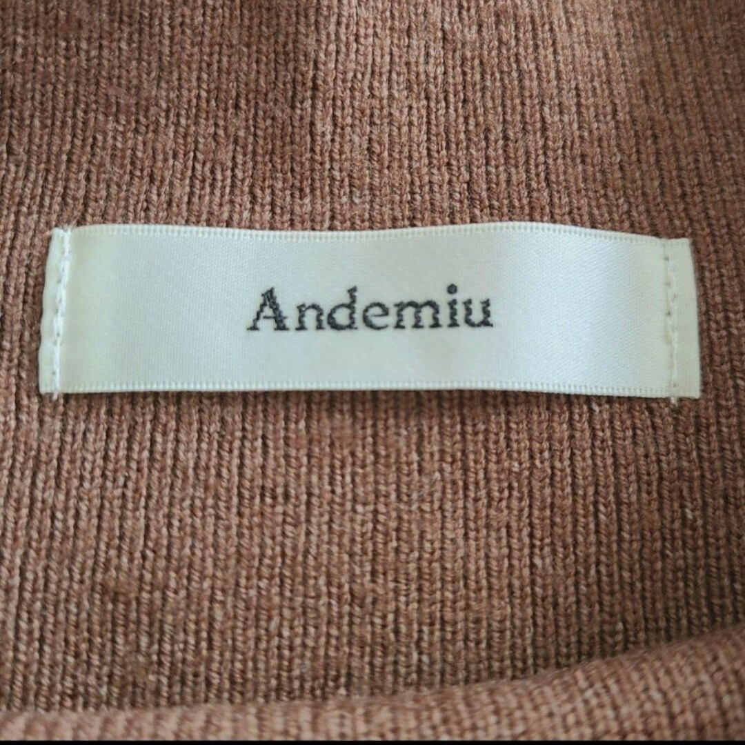 Andemiu(アンデミュウ)のAndemiu アンデミュウ　パフスリーブニット　ブラウン　茶色 レディースのトップス(ニット/セーター)の商品写真