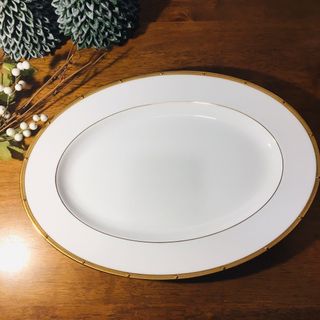 ノリタケ(Noritake)の【日本製】ノリタケ　ロッシェル　ゴールド　オーバルプレート１枚　４７９６(食器)