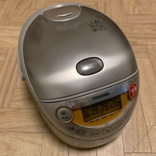 トウシバ(東芝)のTOSHIBA 炊飯器(炊飯器)