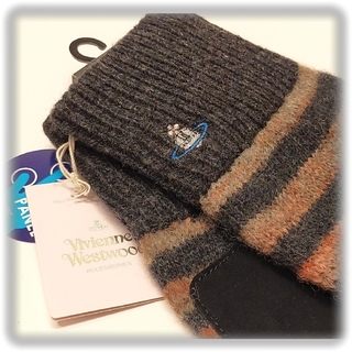 ヴィヴィアンウエストウッド(Vivienne Westwood)のセール★㉖新品【ヴィヴィアンウエストウッド】スマホ対応 メンズ 手袋　羊革 毛(手袋)