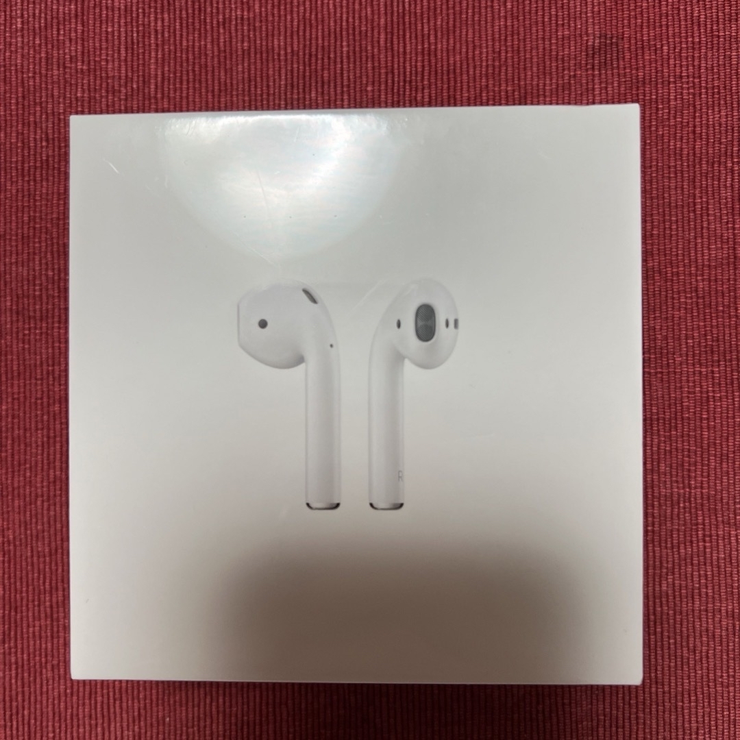 Apple(アップル)のApple AirPods（第2世代） スマホ/家電/カメラのオーディオ機器(ヘッドフォン/イヤフォン)の商品写真