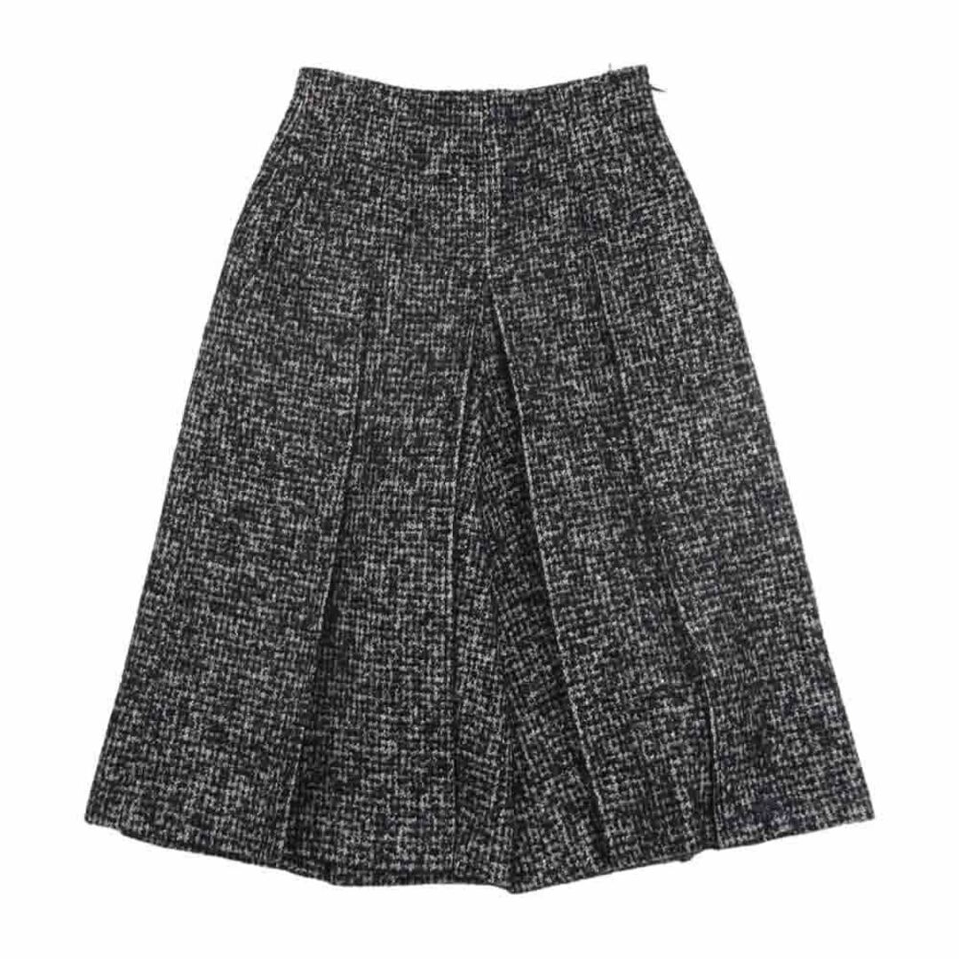 EPOCA(エポカ)のEPOCA エポカ M5R35-290-56 Loop Tweed Tuck Culotte ループ ツイード タック キュロット ウール混  ブラック系 40【中古】 レディースのパンツ(カジュアルパンツ)の商品写真