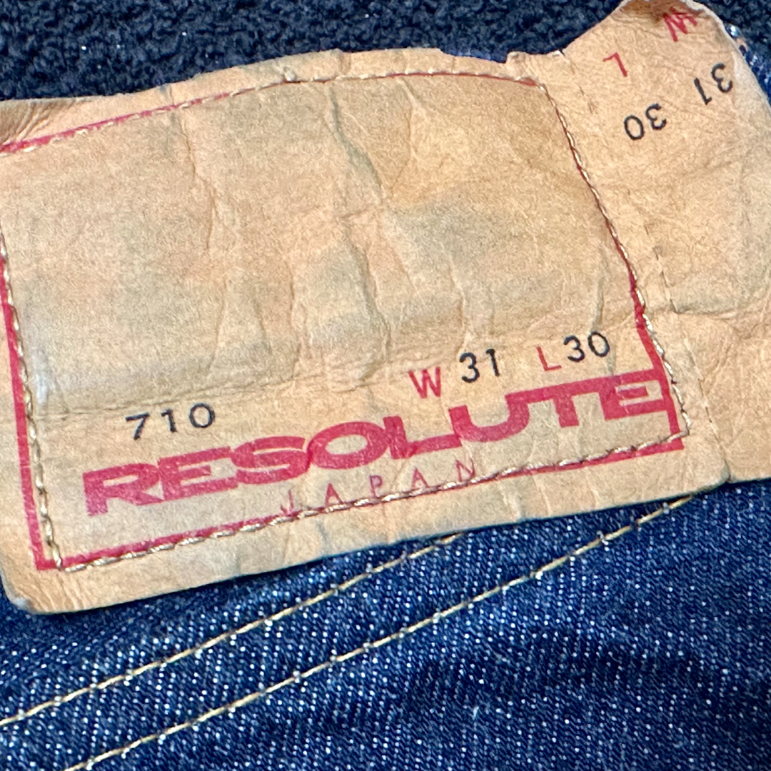 【美品・送料込】RESOLUTE リゾルト710 W31 L30（林氏サイン入） メンズのパンツ(デニム/ジーンズ)の商品写真