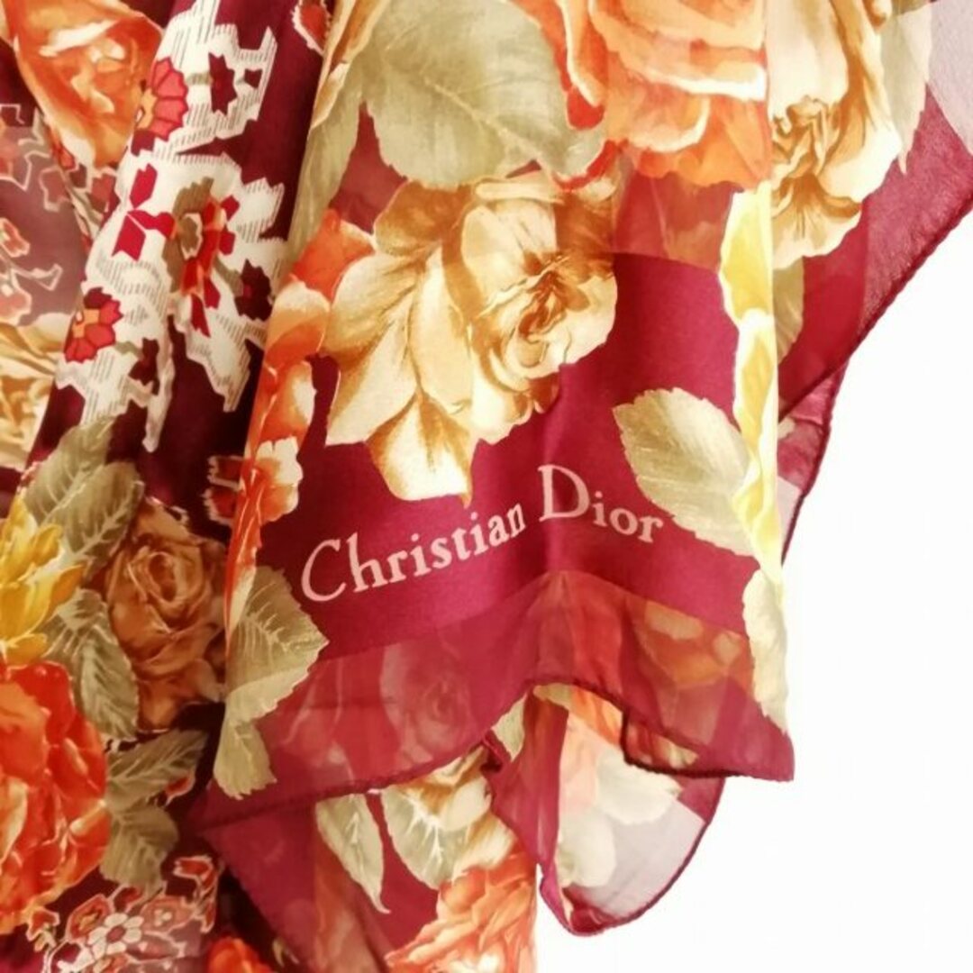 Christian Dior(クリスチャンディオール)の130cm × 130cm シルク 大判 ストール 花柄 ヴィンテージ 美品 レディースのファッション小物(ストール/パシュミナ)の商品写真