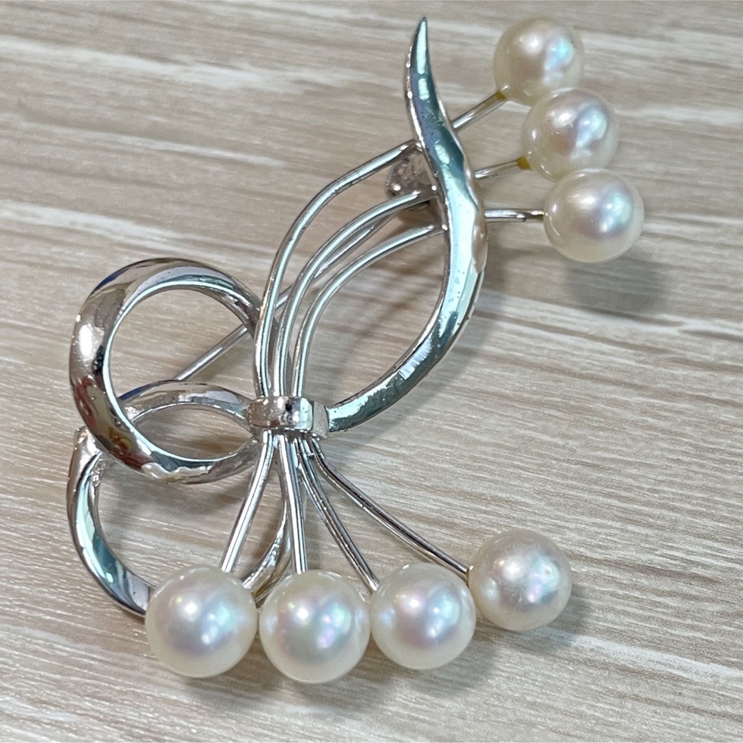 レディース【美品 silver】MIKIMOTO 真珠 ブローチ