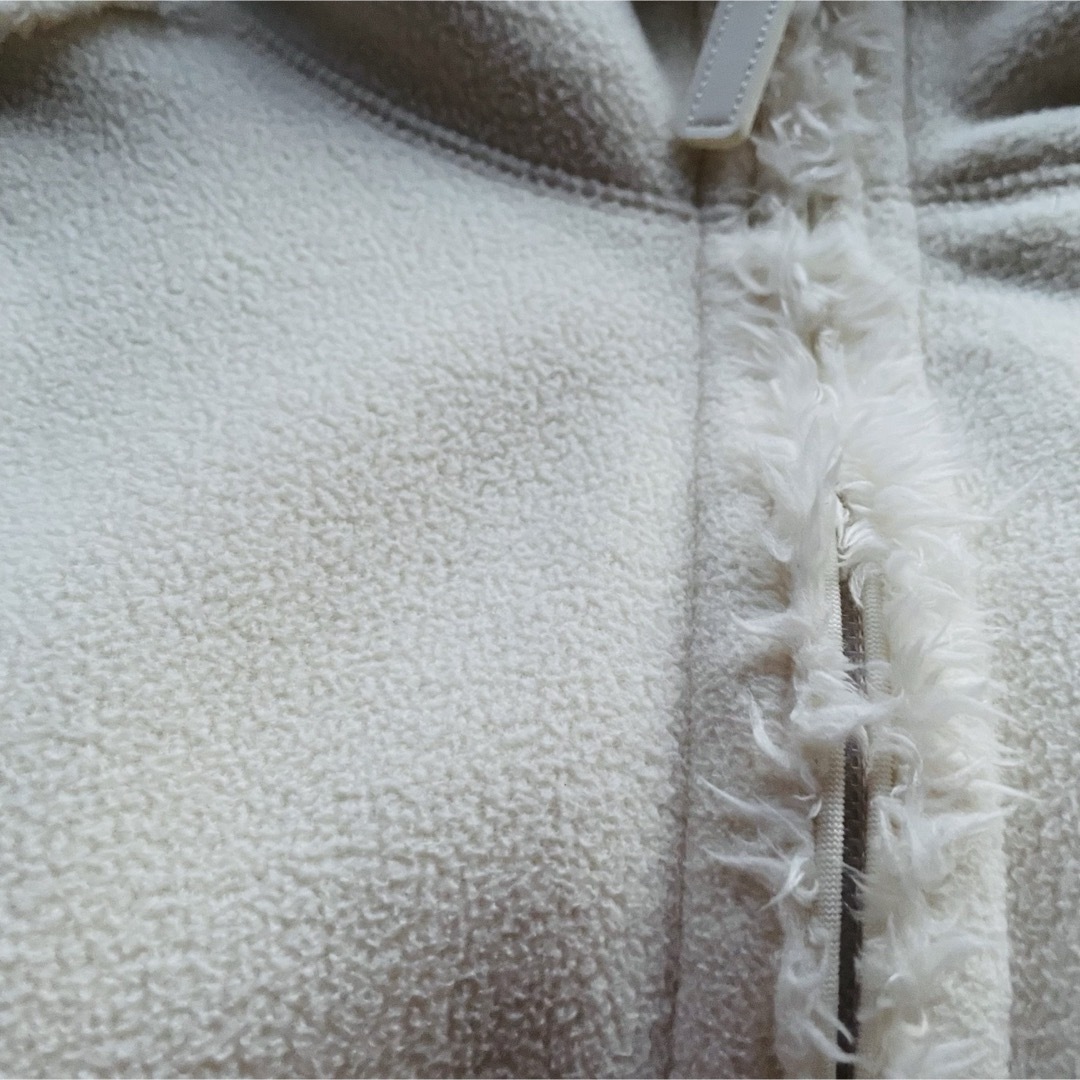 UNIQLO(ユニクロ)の[極美品]ユニクロ　UNIQLO レディースジャケット　ホワイトL レディースのジャケット/アウター(その他)の商品写真