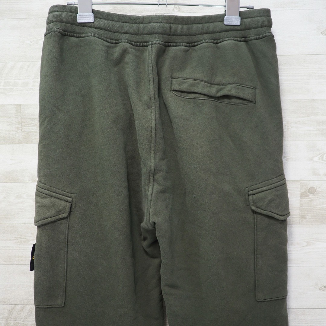 STONE ISLAND(ストーンアイランド)のSTONE ISLAND 20AW Fleece Trousers -Olv/S メンズのパンツ(ワークパンツ/カーゴパンツ)の商品写真