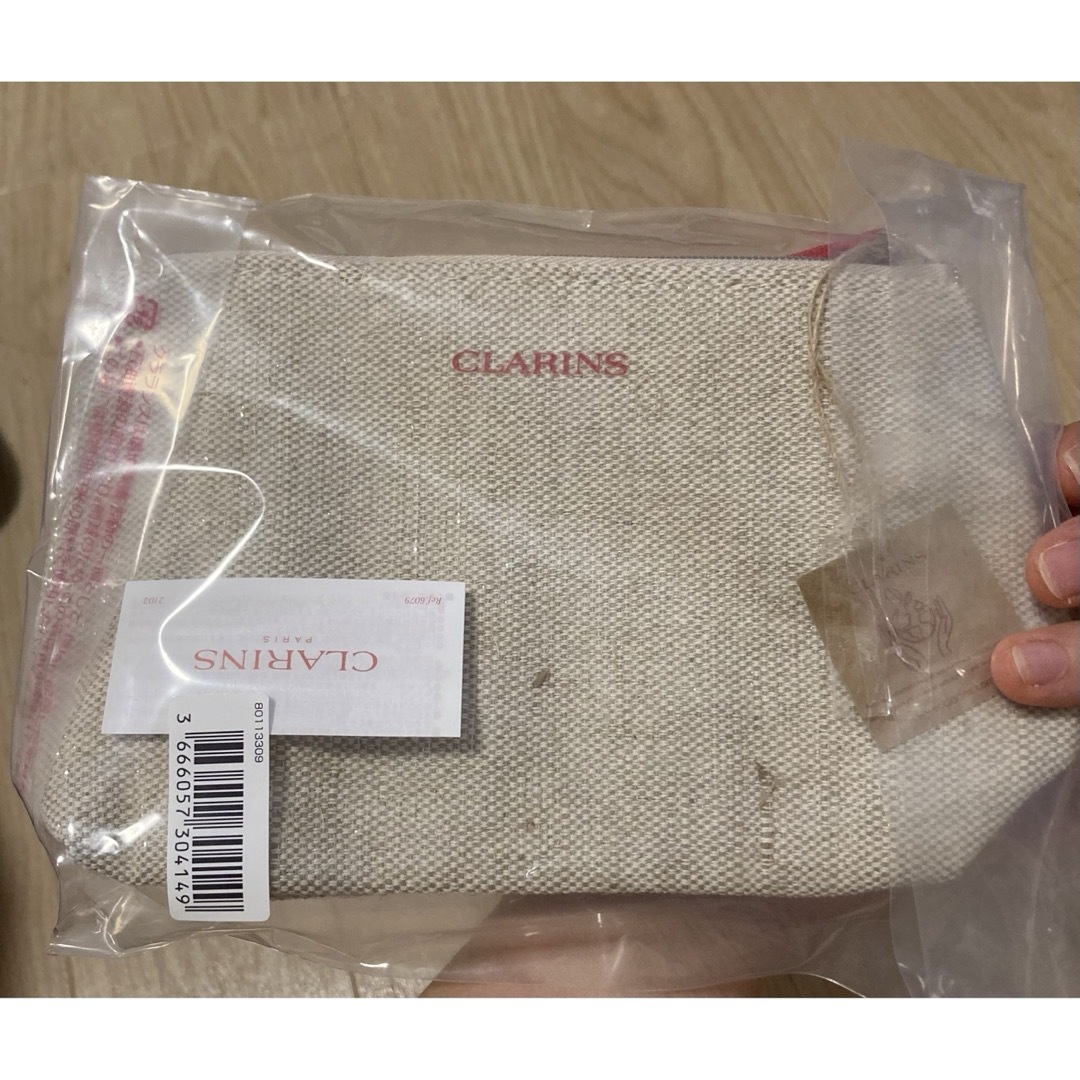 CLARINS(クラランス)のクラランス　ポーチ レディースのファッション小物(ポーチ)の商品写真