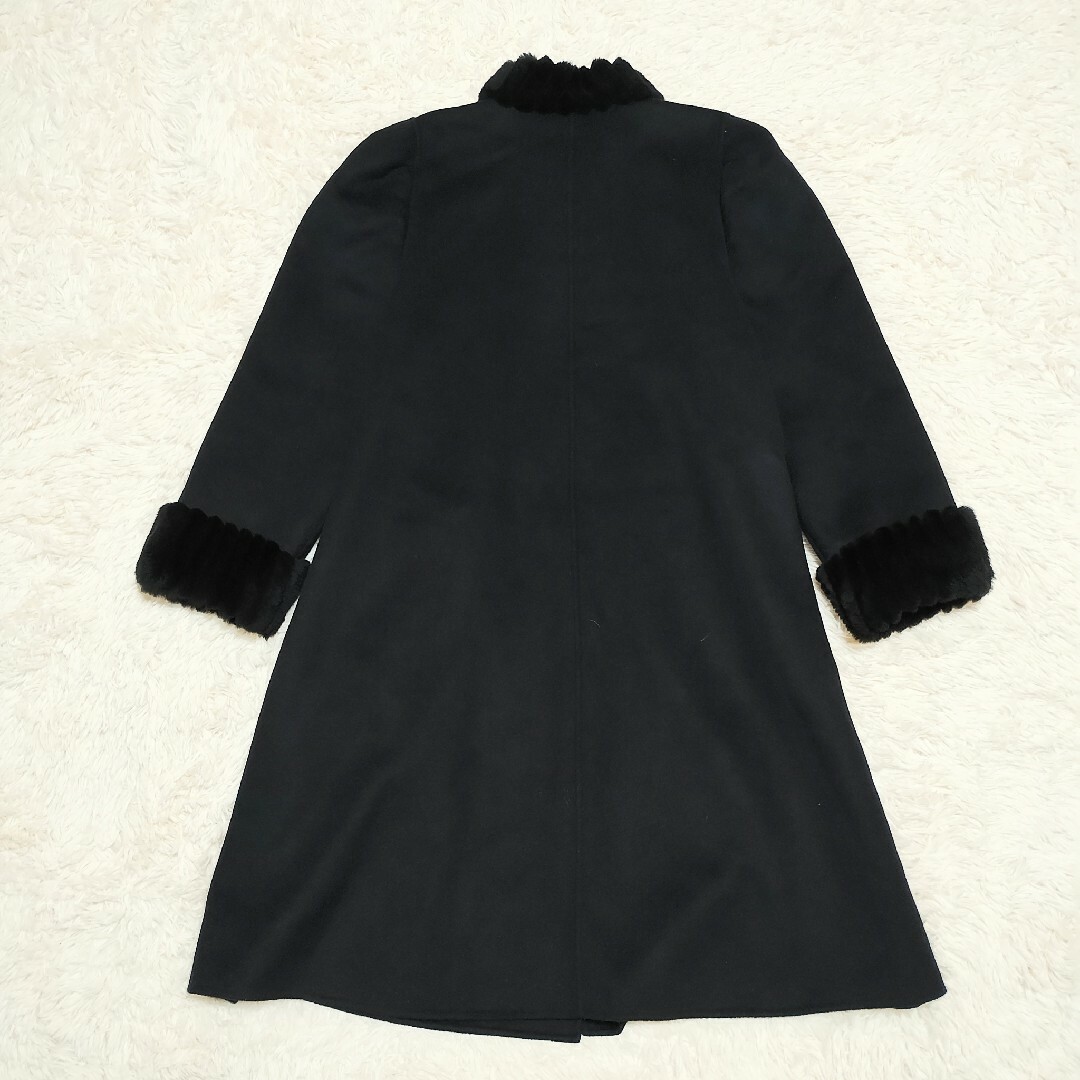 leilian(レリアン)の美品　Leilian　カシミヤロングコート　カシミヤ100％　ヌートリア　黒 レディースのジャケット/アウター(ロングコート)の商品写真
