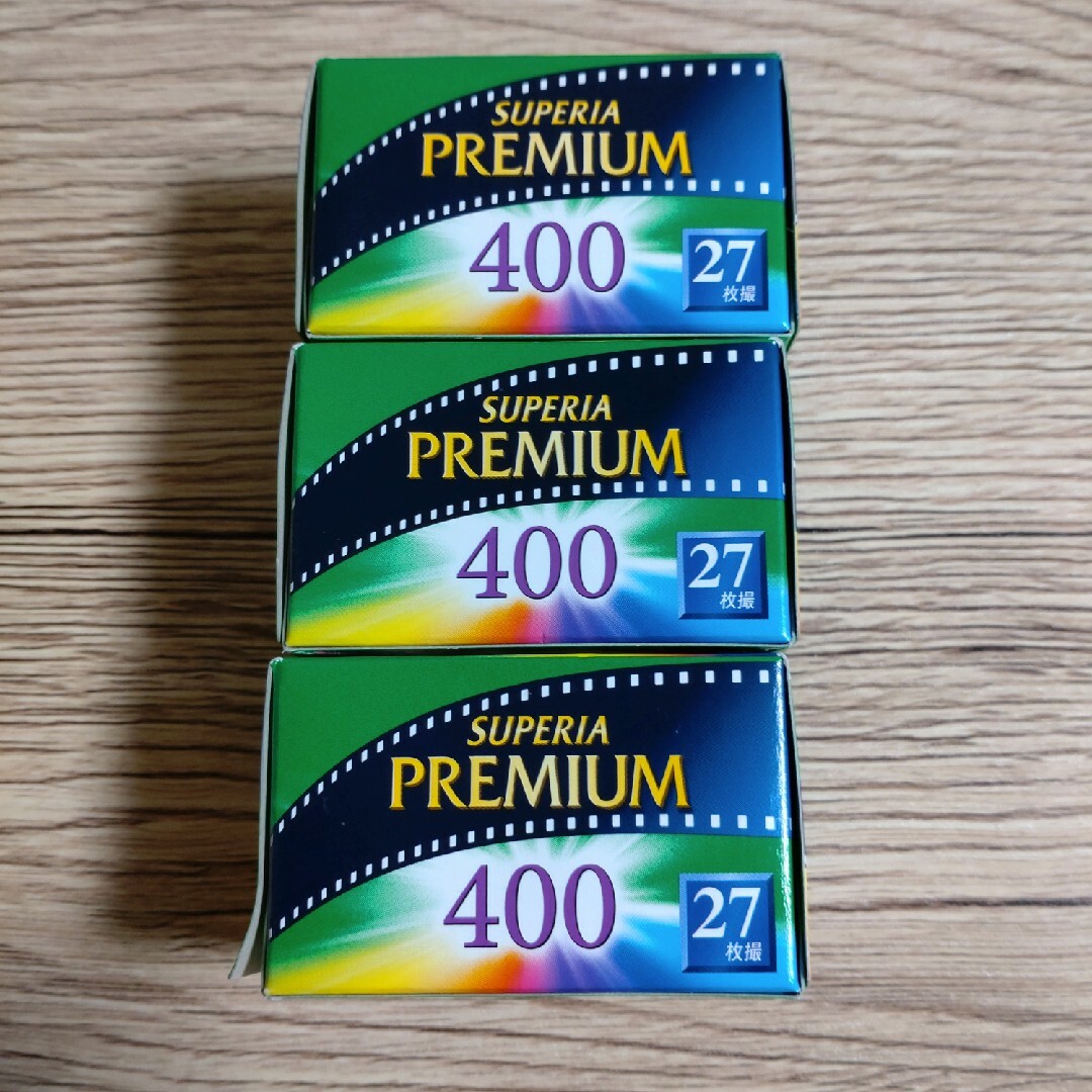 富士フイルム(フジフイルム)のFUJI FILM フィルム スペリアプレミアム400 27枚撮　３個 スマホ/家電/カメラのカメラ(その他)の商品写真