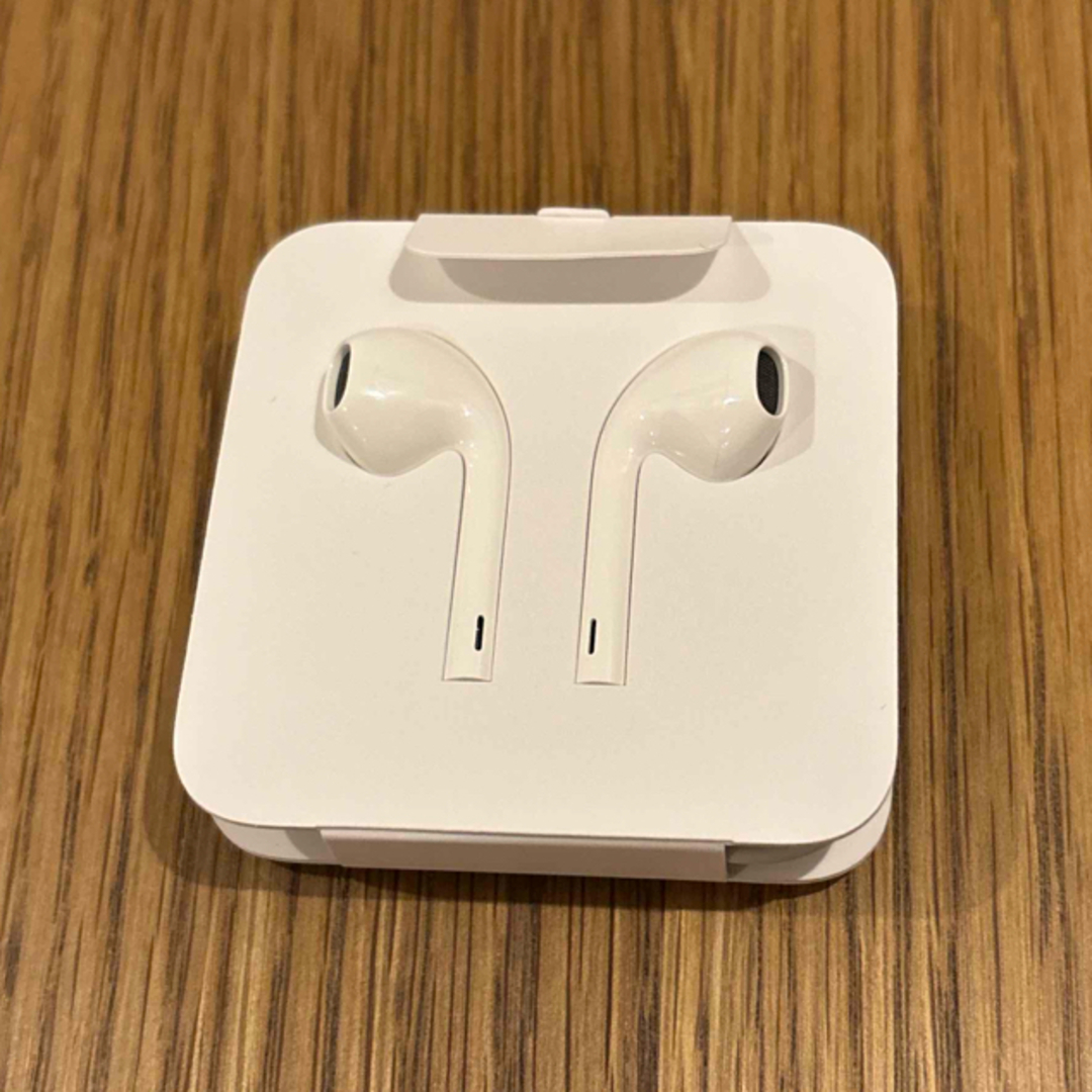 Apple(アップル)のEar Pods イヤーポッズ（Apple） スマホ/家電/カメラのオーディオ機器(ヘッドフォン/イヤフォン)の商品写真