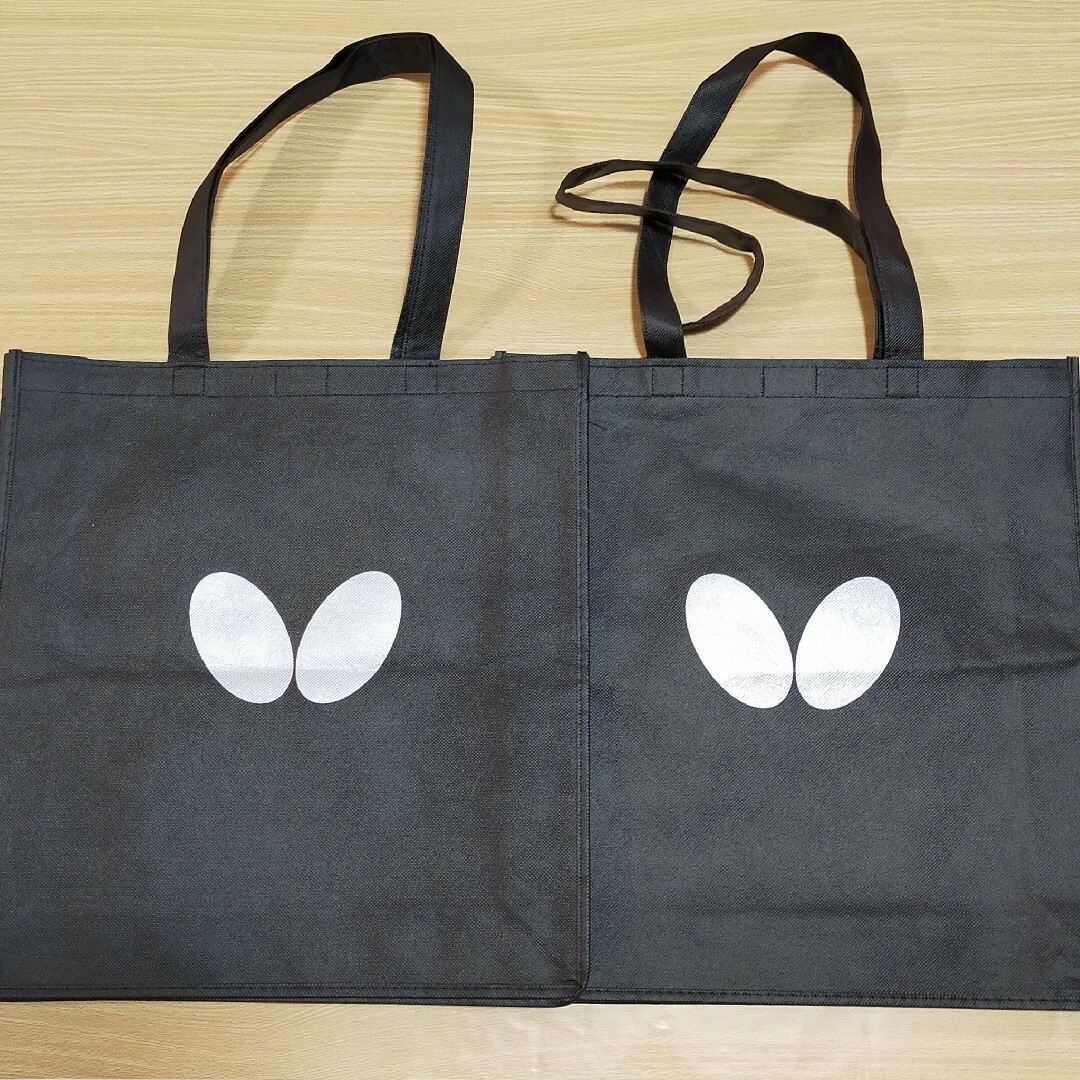BUTTERFLY(バタフライ)のバタフライ　不織布　トートバッグ　２個セット　黒　Butterfly　卓球 エンタメ/ホビーのコレクション(ノベルティグッズ)の商品写真