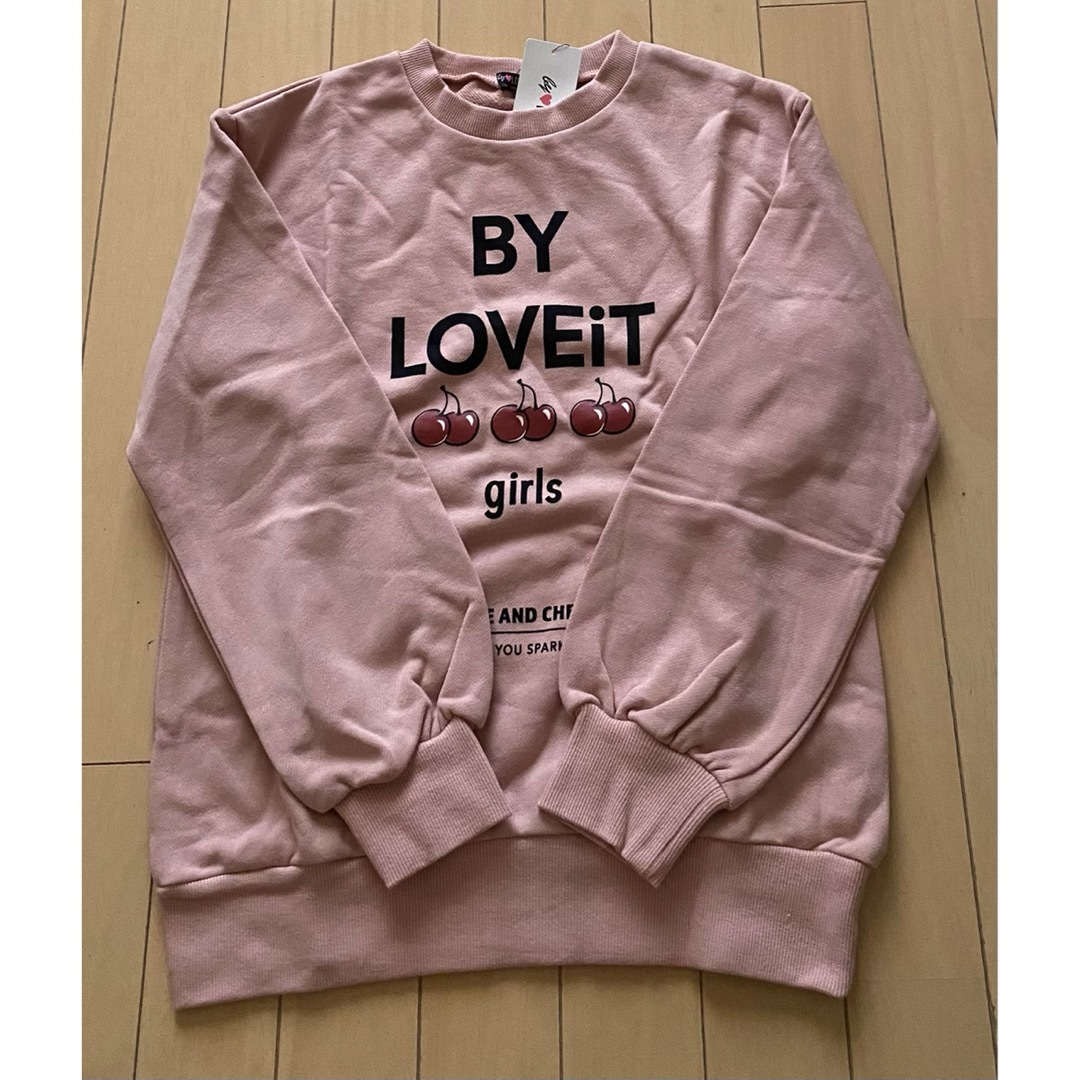 by LOVEiT(バイラビット)のバイラビット 裏毛ロゴ×チェリートレーナー 150 キッズ/ベビー/マタニティのキッズ服女の子用(90cm~)(その他)の商品写真